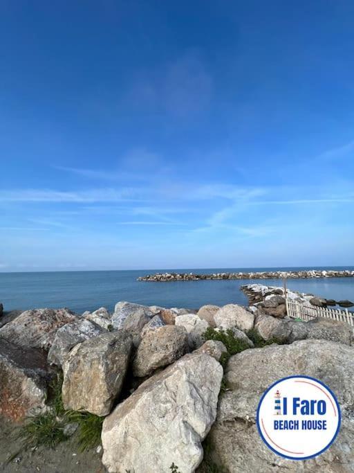 Il Faro Beach House Марина ди Пиза Екстериор снимка