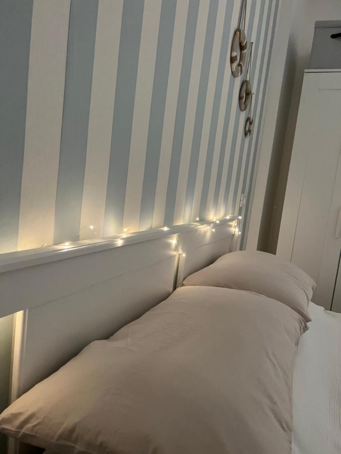 Il Faro Beach House Марина ди Пиза Екстериор снимка